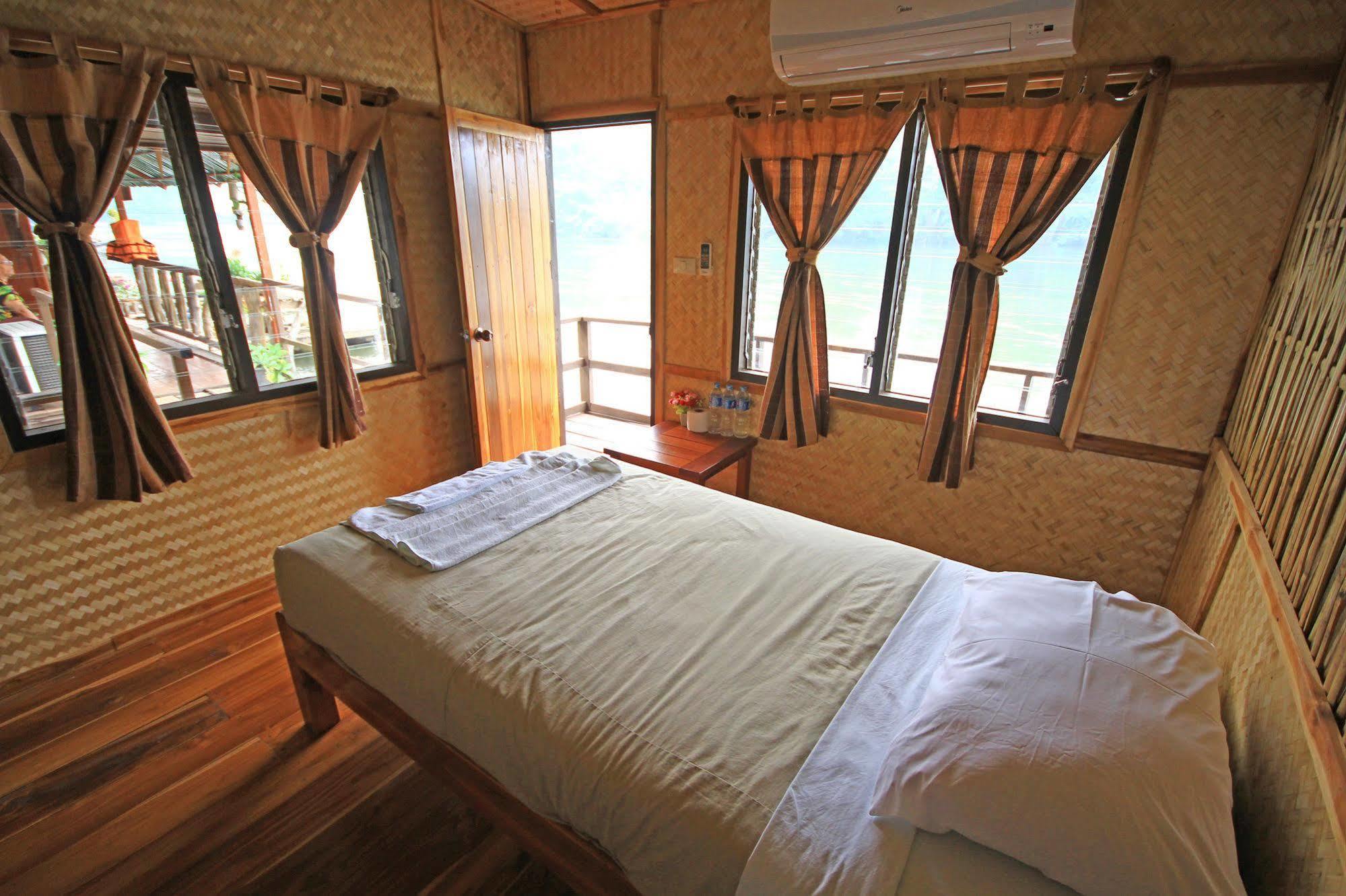 Saiyok Mantra Resort Sai Yok Ngoại thất bức ảnh